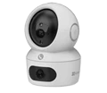 Camera 2 mắt Ezviz trong nhà với thiết kế tích hợp hai ống kính riêng biệt, mỗi ống kính mang một góc nhìn và tiêu cự khác nhau, giúp mở rộng tầm quan sát đáng kể