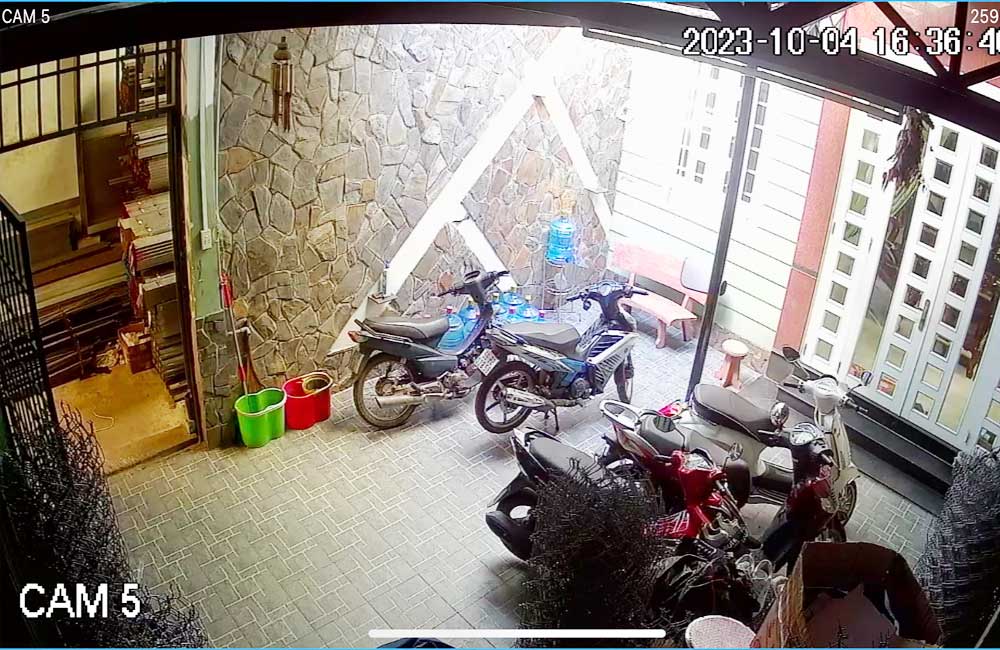 Hình Camera thực tế Chất Lượng Hình 2.0 MP FULL HD 1080P Sắt nét tiết kiệm chi phí của bộ Lắp Camera Chống Trộm Gia Đình Chuyên Dụng sử dụng mã DS-2CE72DF3T-FS Hình Camera thực tế Chất Lượng Hình 2.0 MP FULL HD 1080P Sắt nét tiết kiệm chi phí của bộ Lắp Camera Chống Trộm Gia Đình Chuyên Dụng sử dụng mã DS-2CE72DF3T-FS