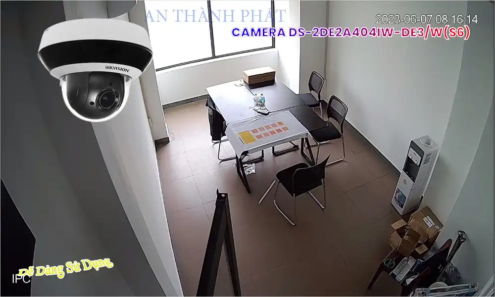 Camera Hikvision DS-2DE2A404IW-DE3/W(S6)