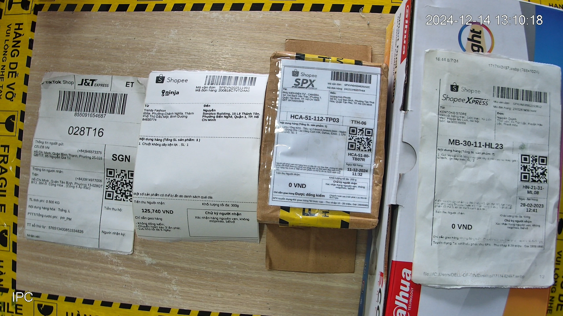 Camera Quay Video Đóng Hàng Shopee