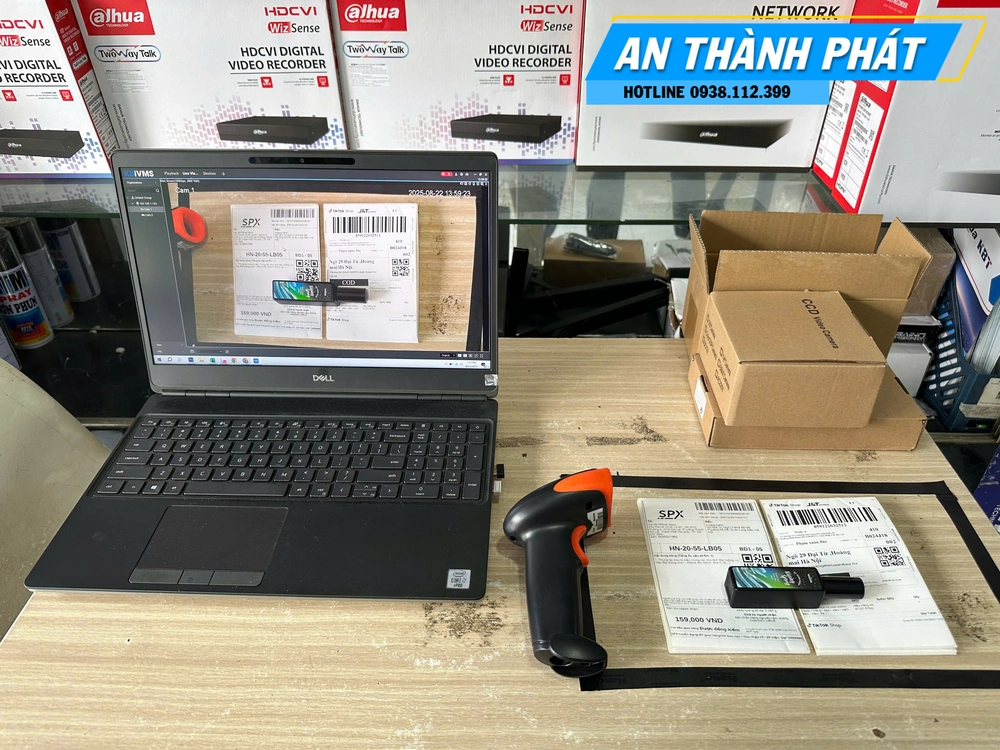 Camera Quay Đóng Hàng TikTok Shop